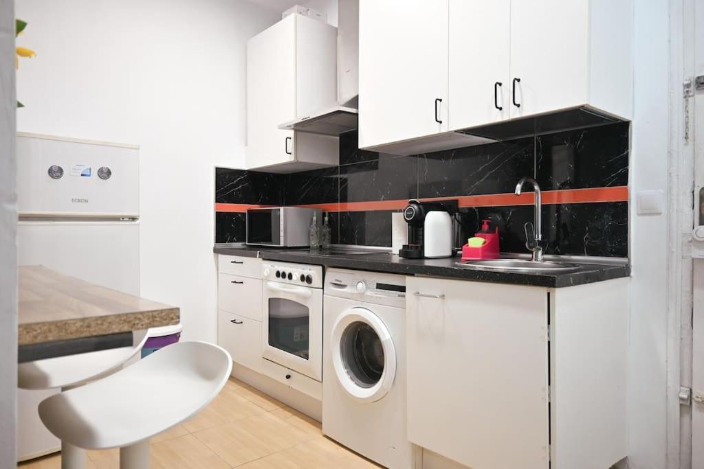 Agradable Apartamento Temporal De 1 Dormitorio En Madrid Pez30 Apartment Екстериор снимка
